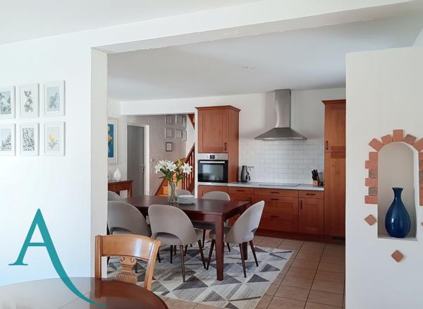 Villa T5 avec piscine sur 1200m² de terrain