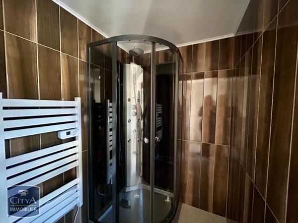 Maison à louer 5 pièces 120m² Régny (42630)