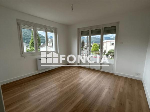 Location Appartement 3 pièces 65.1 m² - 2 RUE DU MONTAIGU Lourdes 65100