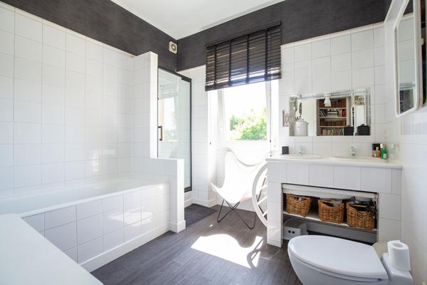 A VENDRE NANTES AMERICAINS SPACIEUSE MAISON FAMILIALE DE CARACTERE