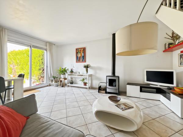 Saclay (91400) Maison familiale 101m2 - Jardin plein SUD et Garage