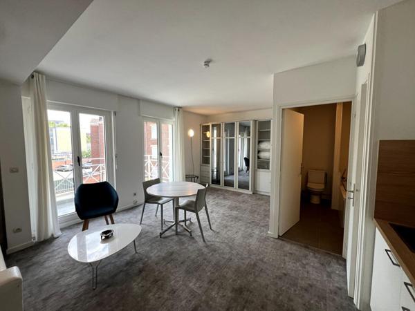 A LOUER : T1 à LILLE • • 795 € CC • Réf. 1476-1