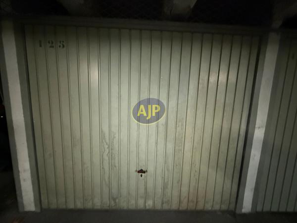 Vente parking Paris 15eme : 30 000 € - AJP Immobilier Paris 15 - Agence Grenelle