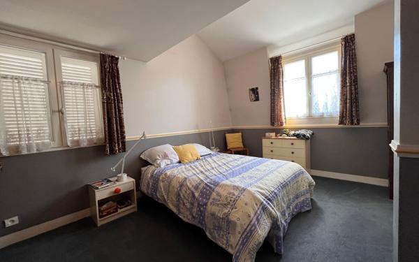 Maison à vendre    5 pièces • 177 m2 Saint-Denis-en-Val