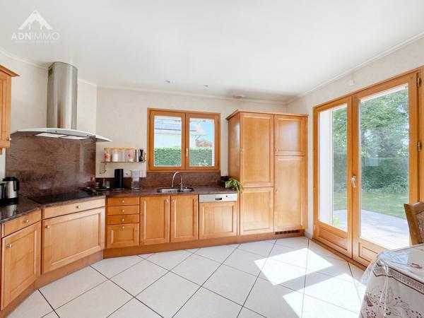 Sergy (01630) Maison 6 Pièces 175 m2