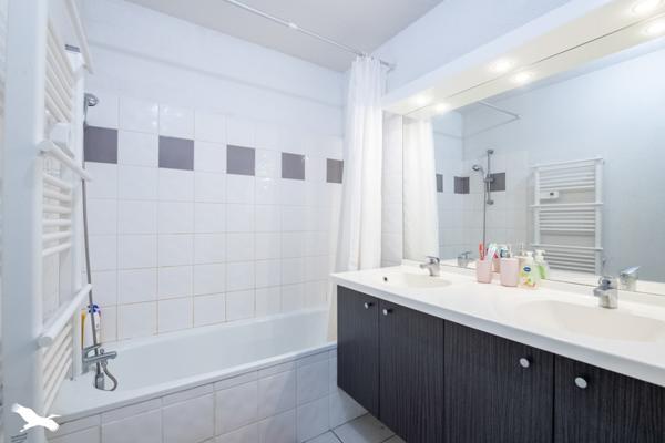 Appartement à vendre |  Fargues-Saint-Hilaire |  3 pièces | 53 m²