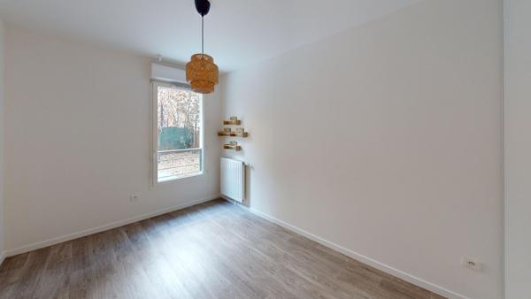 EXCLUSIVITÉ GUY HOQUET IVRY-SUR-SEINE ? 3 PIÈCES AVEC TERRASSE ET JARDIN DE 70 M²