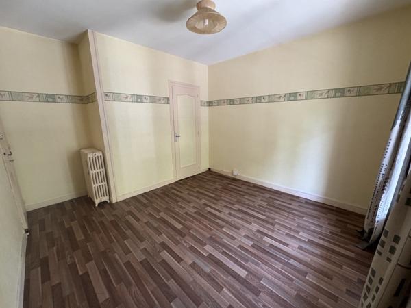 Maison à vendre 99 918 € Soyaux 5 p 104 m² DPE F