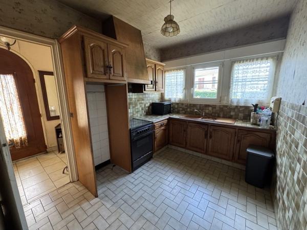 Maison à vendre 99 918 € Soyaux 5 p 104 m² DPE F