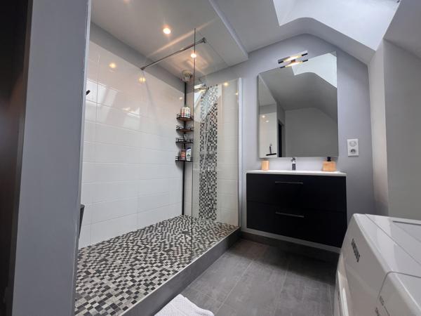 Lorient, Nouvelle Ville – L’Intimiste & Cosy Duplex de 50m2 Avec Garage & Cave