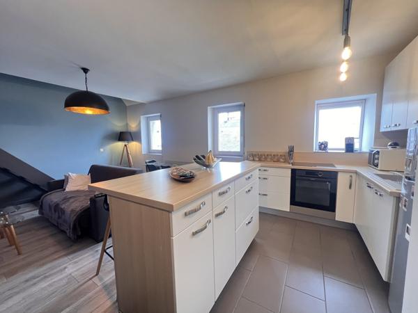 Lorient, Nouvelle Ville – L’Intimiste & Cosy Duplex de 50m2 Avec Garage & Cave