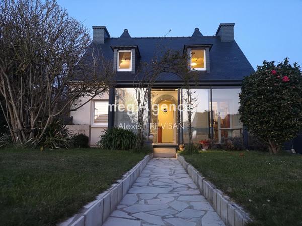 Maison à MINIHY-TREGUIER, 22220 - 6 pièces 169m²