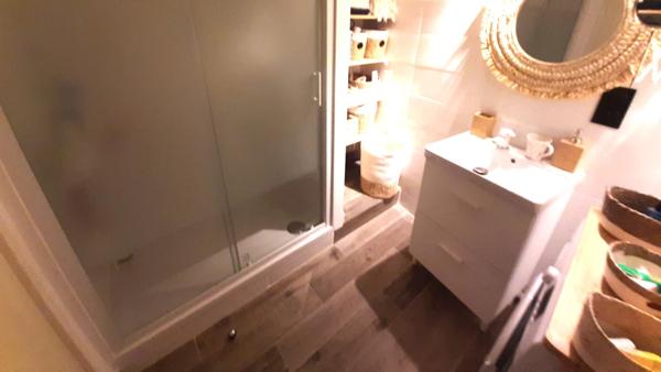 Dpt 13, à MARTIGUES Jonquières appartement T3 balcon