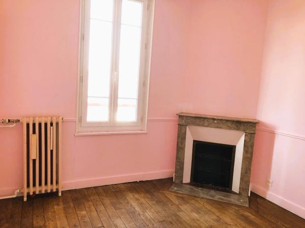 Maison à vendre 7 pièces VILLEMANDEUR (45)