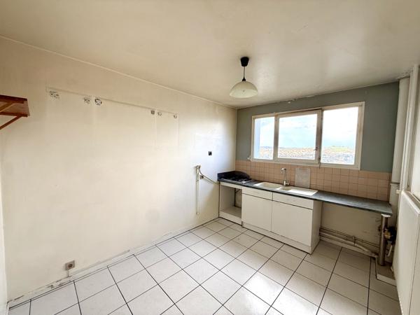 Argenteuil (95100) Appartement 2 Pièces avec parking, cave à 10 min Ligne J