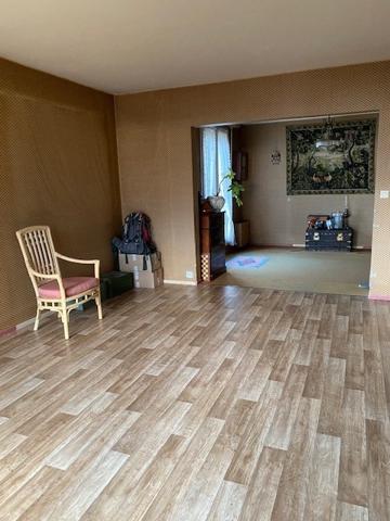 SAINT NAZAIRE KERLEDE APPARTEMENT AVEC TRAVAUX EN ETAGE ELEV