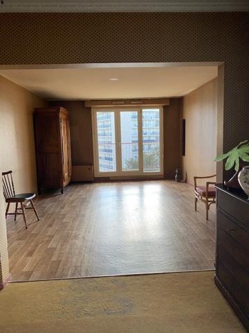 SAINT NAZAIRE KERLEDE APPARTEMENT AVEC TRAVAUX EN ETAGE ELEV