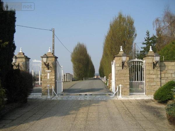 Propriété d'agrément à vendre à Sargé-lès-le-Mans dans la Sarthe (72190), ref : 079/217