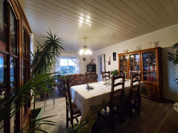 Maison en pierre T5 proche de toutes commoditée dans une impasse sans vis à vis avec une vue panoramique