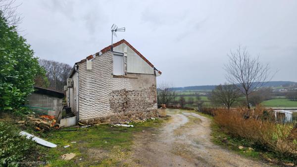 Maison en pierre T5 proche de toutes commoditée dans une impasse sans vis à vis avec une vue panoramique