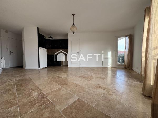 Appartement T2, rénové, centre ville