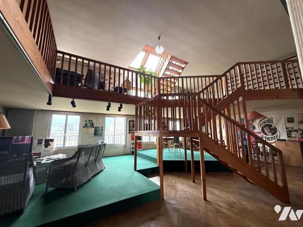 ANGERS PLACE DU LYCEE APPARTEMENT EN DUPLEX DE PLUS DE 205 M² AVEC CAVE, GRENIER ET GARAGE