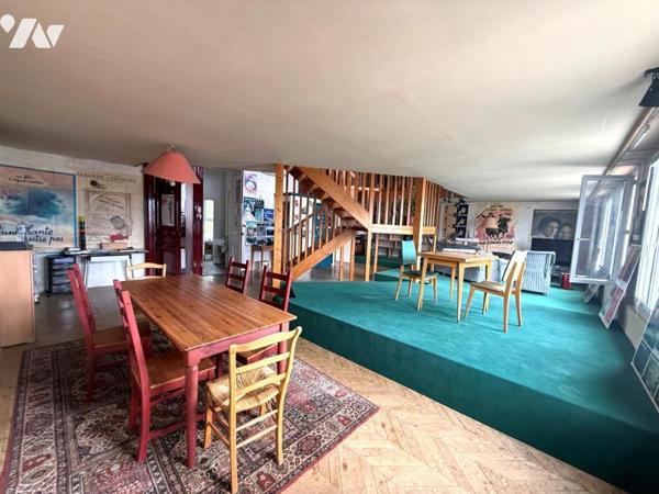 ANGERS PLACE DU LYCEE APPARTEMENT EN DUPLEX DE PLUS DE 205 M² AVEC CAVE, GRENIER ET GARAGE