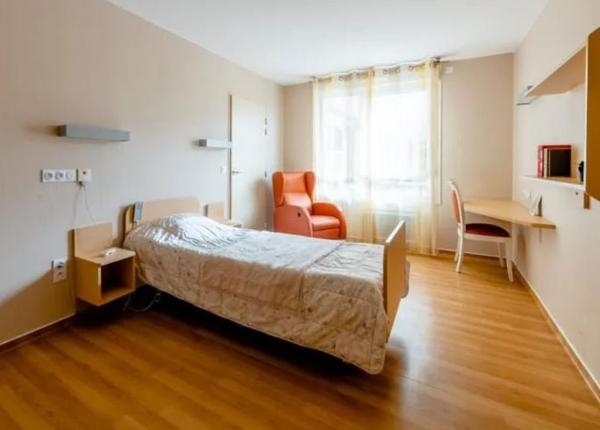 INVESTISSEMENT LOCATIF – CAZAUBON – Résidence EHPAD Le Clos de l’Uby – 8,18% de rentabilité