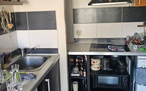 Appartement à vendre    1 pièce •  Saint-Denis