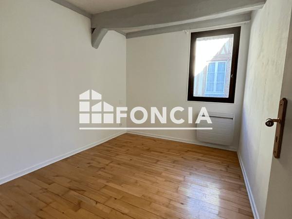 Location Appartement 3 pièces 64.92 m² - 38-40 RUE ST NICAISE Rouen 76000