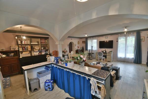 Proche Charlieu - maison plain pied - 98 m² -