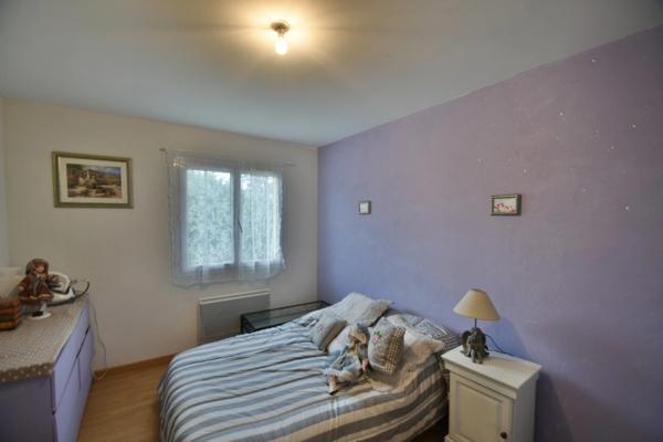 Proche Charlieu - maison plain pied - 98 m² -