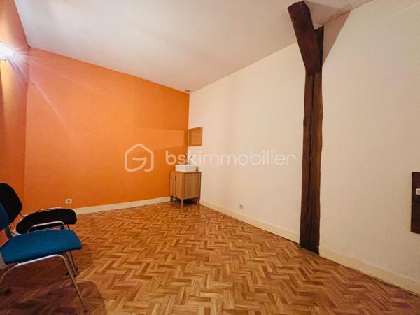 Local d activites de 72 m²