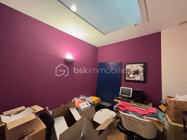 Local d activites de 72 m²