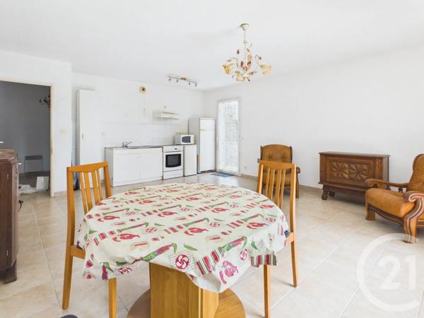 Appartement F3 à vendre  3 pièces - 61,40 m 2   LARRESSORE  - 64