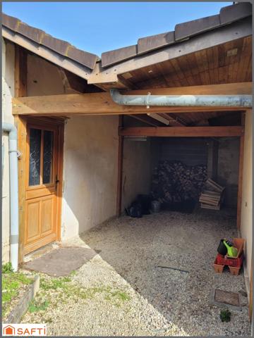 maison de village 3 pièces, cour et dépendance