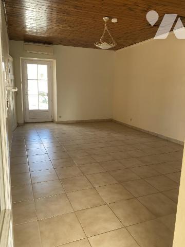 LA CHAIZE GIRAUD Maison proche centre