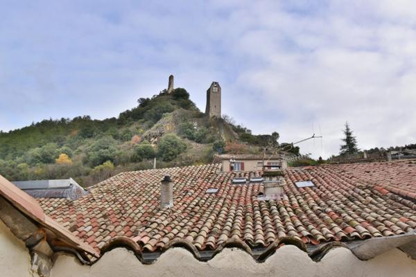 Immeuble à vendre VOLONNE (04)