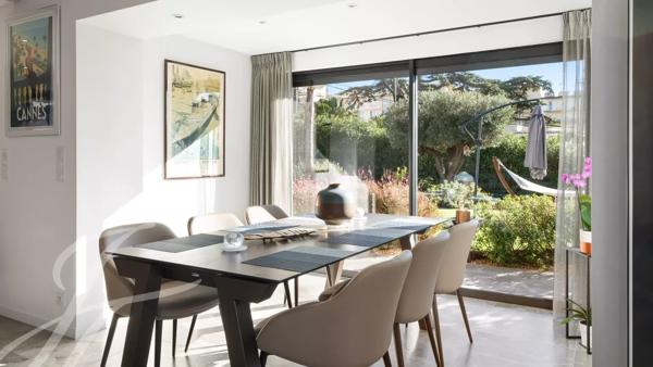 Maison rénovée A 50 mètres des plages et du centre-ville