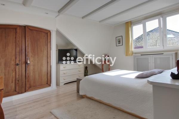 Maison 7 pièces - 158 m²