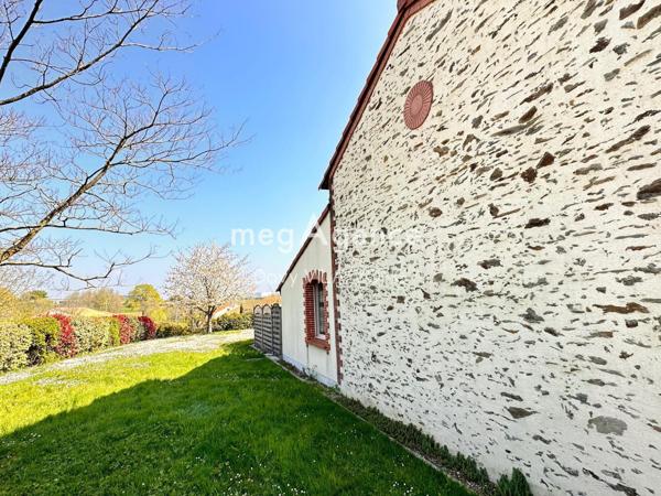 Maison à Beaupréau-en-Mauges, 49600 - 6 pièces 162m²