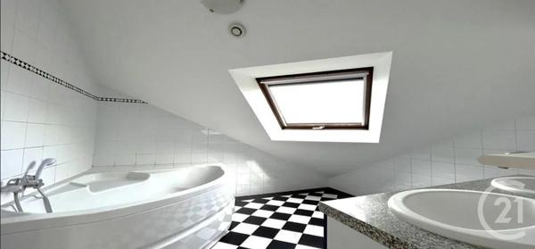 Maison à vendre  7 pièces - 130 m 2   LAILLE  - 35