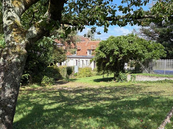 Maison à vendre à La Croix en Touraine - 7 pièces avec piscine
