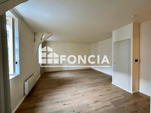 Location Studio 35.2 m² - Auray 56400