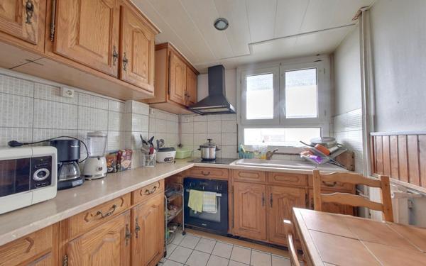 Appartement à vendre    3 pièces • 62,16 m2 Aulnay-sous-Bois