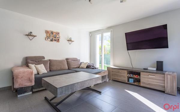 Appartement à vendre    3 pièces • 63,93 m2 Sainte-Geneviève-des-Bois