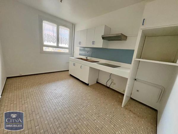 Appartement à louer 3 pièces 75.96m²