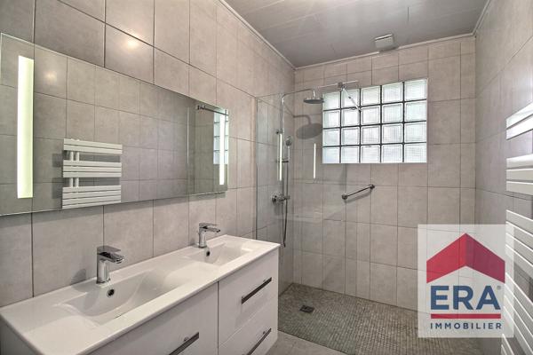 Maison Orange 6 pièce(s) 115m2