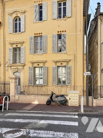 APPARTEMENT 3 PIECES AVEC JARDIN QUARTIER STANISLAS