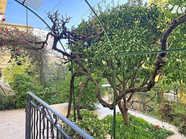 APPARTEMENT 3 PIECES AVEC JARDIN QUARTIER STANISLAS